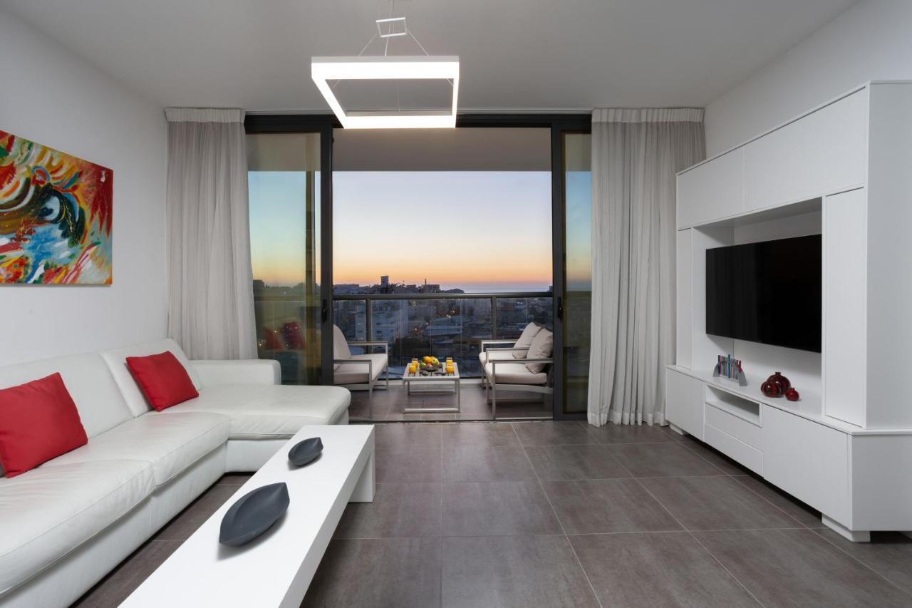 Florentine 2Br With Sea View By Holyguest Tel Aviv Esterno foto